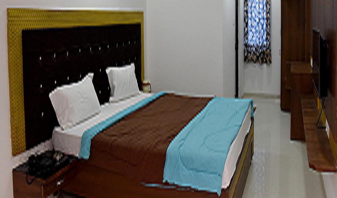 Hotel White Desert Bhuj Eksteriør bilde